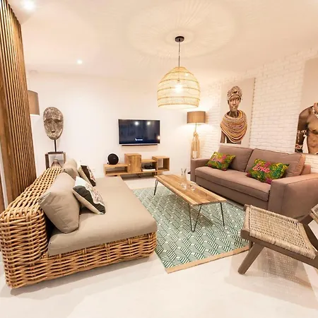 Out Of Africa Appartement Parijs Buitenkant foto